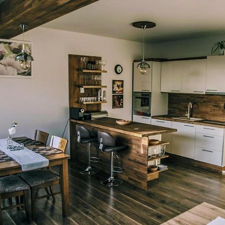 Apartman II טרצ'ובה מראה חיצוני תמונה